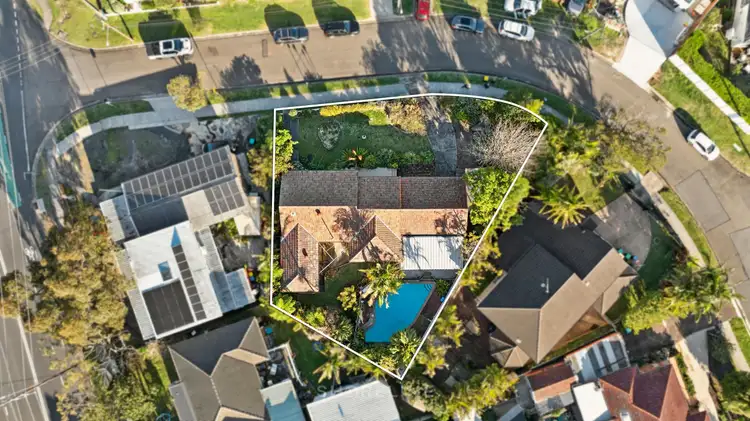 2 Roosevelt Avenue, Allambie Heights NSW 2100