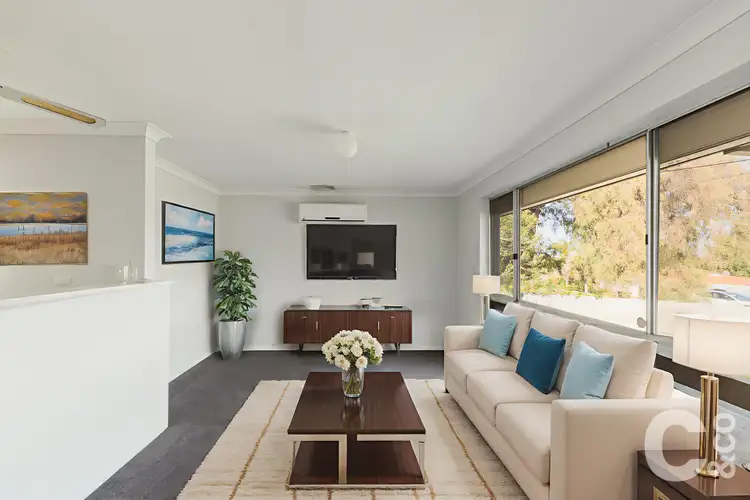 33 Corring Way, Parmelia WA 6167