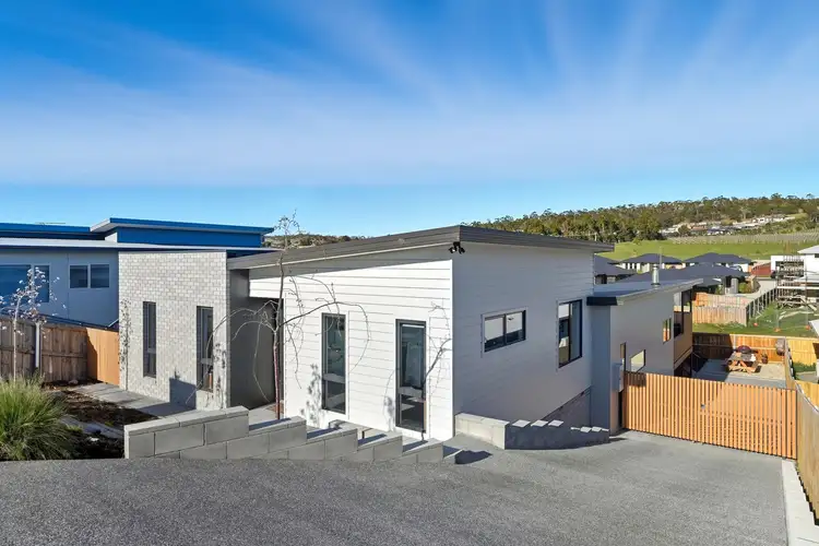 13 Danes Avenue, Rokeby TAS 7019