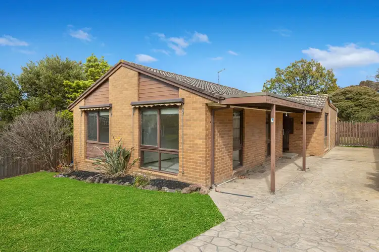 7 Dove Court, Pakenham VIC 3810