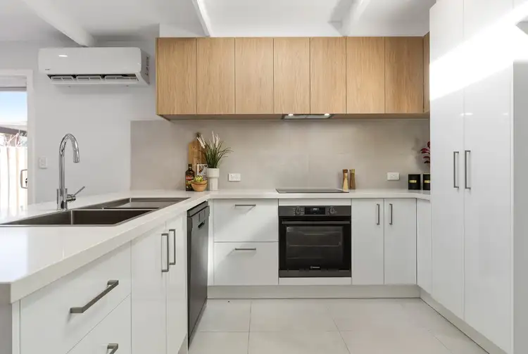 40 Belvedere Road, Seaford VIC 3198