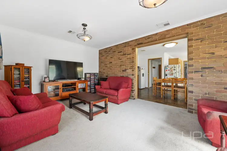 Sixth view of Homely house listing, 8 Dodemaide Place, Brookfield VIC 3338