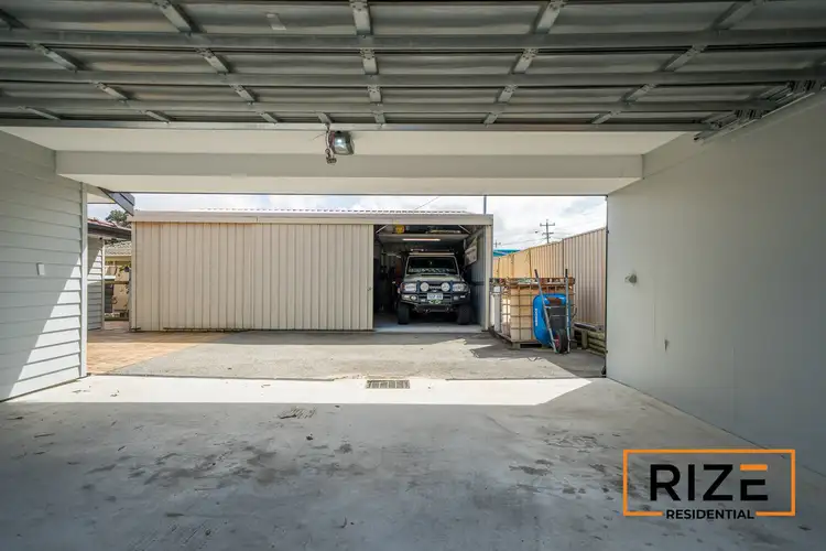 Seventh view of Homely house listing, 2 Glen Place, Hocking WA 6065