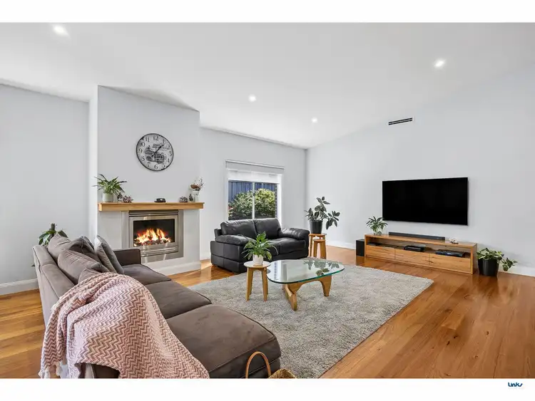 16 Tubular Avenue, Torquay VIC 3228