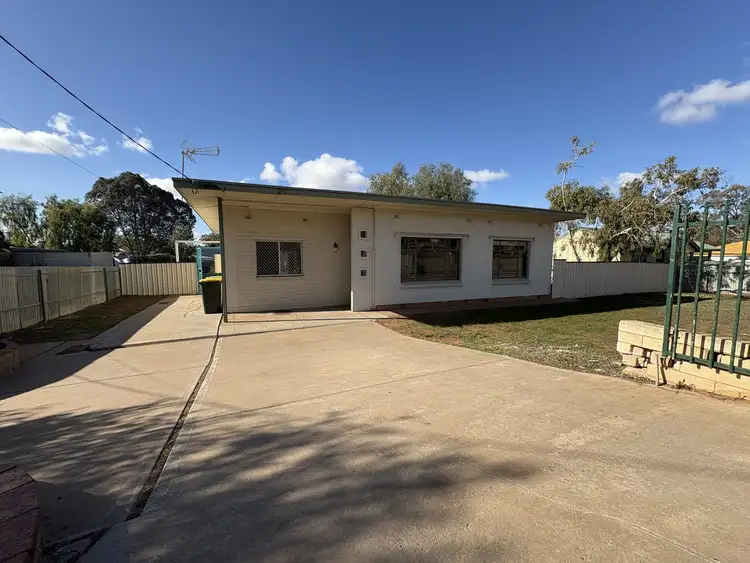 45 Victoria Parade, Port Augusta SA 5700