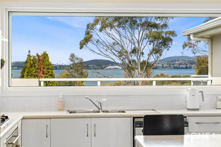 31 Falcon Road, Claremont TAS 7011