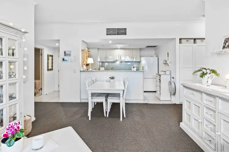 2031/1 Ocean Street, Burleigh Heads QLD 4220