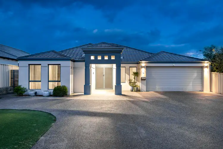 10 Lopez Way, Iluka WA 6028