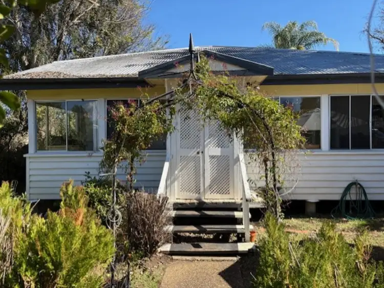 32 Duckett Street, Beaudesert QLD 4285