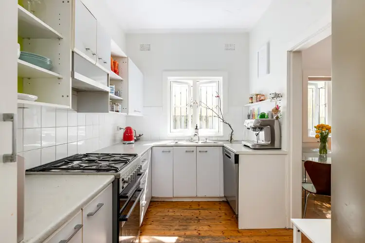 Sixth view of Homely unit listing, 4/13 Cross Street, Bronte NSW 2024