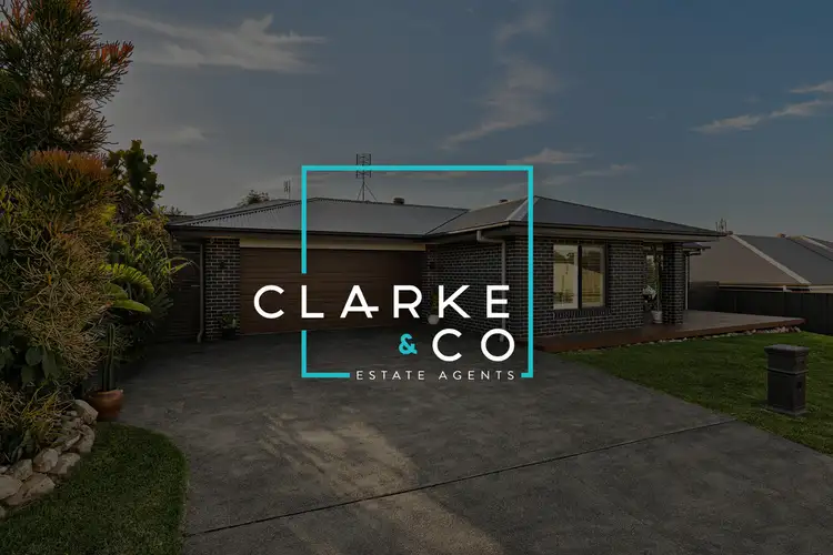 17 Corvina Circuit, Cliftleigh NSW 2321
