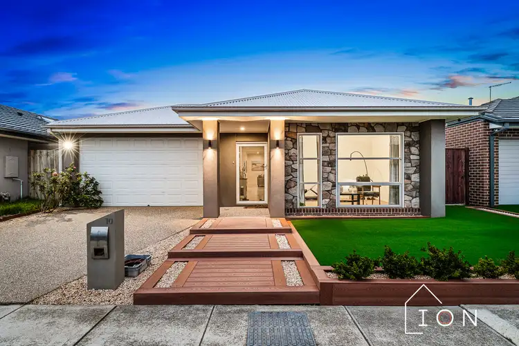 10 Athletic Circuit, Clyde VIC 3978