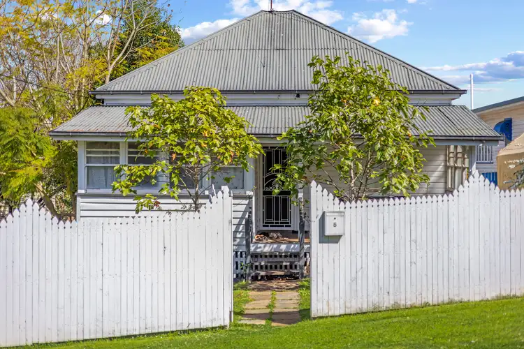 5 Nigel Street, North Toowoomba QLD 4350