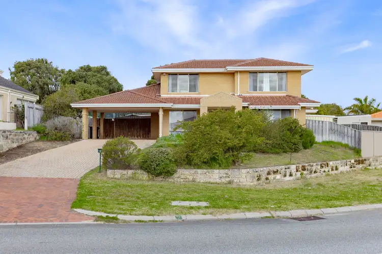2 Meadowbrook Promenade, Currambine WA 6028