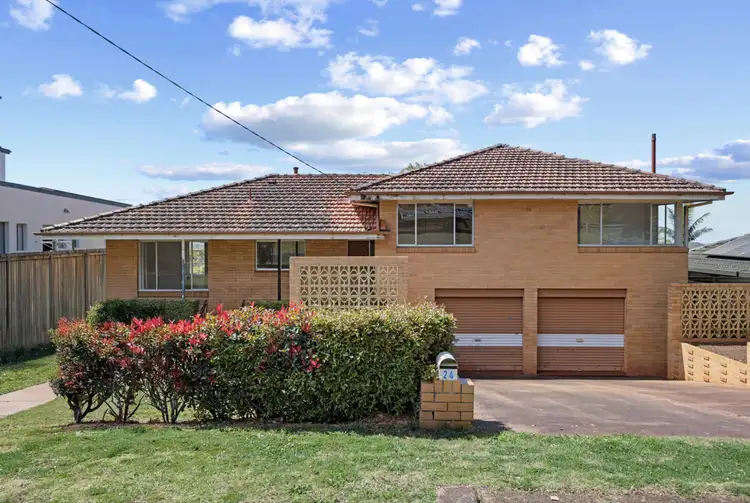 24 Blue Hills Drive, Rangeville QLD 4350