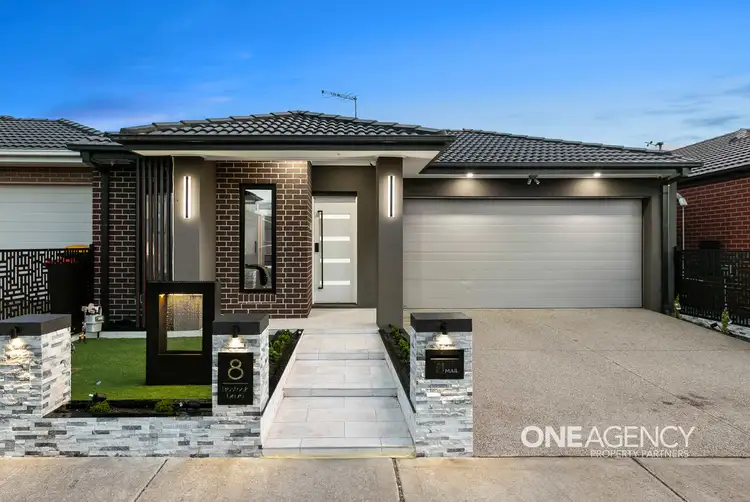 8 Bostock Drive, Tarneit VIC 3029