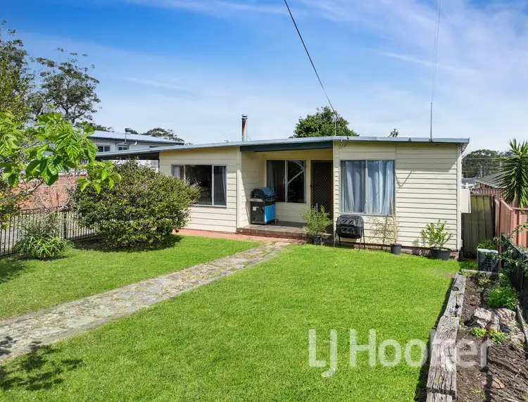11 Pelican Street, Sanctuary Point NSW 2540
