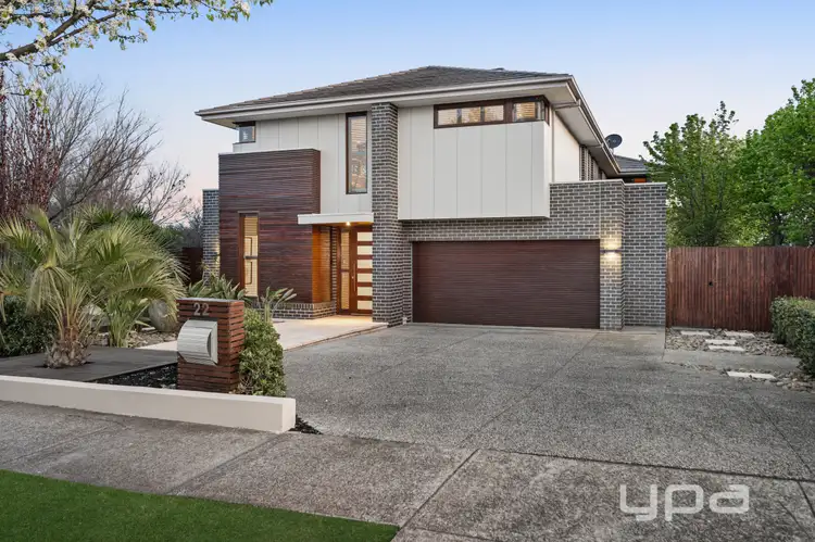 22 Dellamore Boulevard, Greenvale VIC 3059