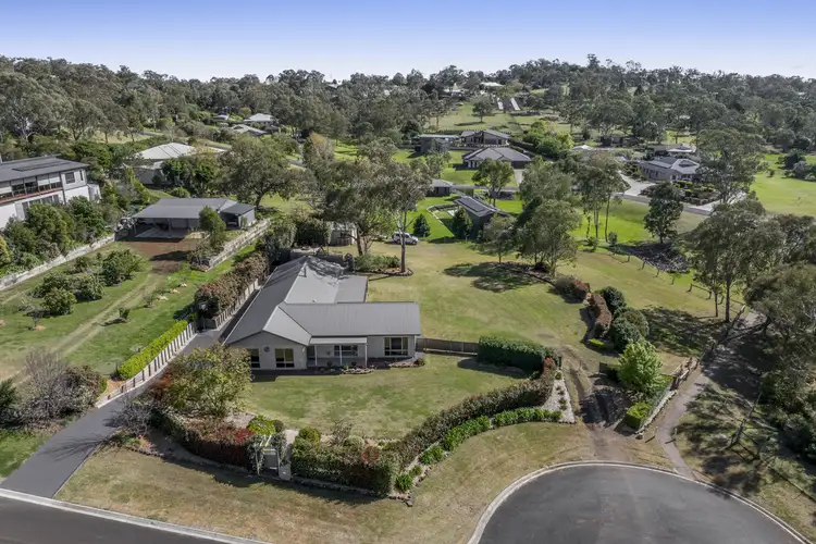 18 Fawngrove Drive, Glenvale QLD 4350
