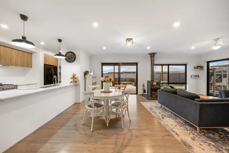 Fifth view of Homely house listing, 3 Pruden Court, Stratford VIC 3862