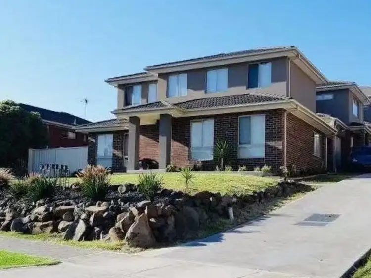 4/18 Shankland Boulevard, Meadow Heights VIC 3048