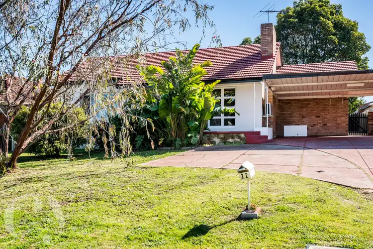 22 Shelshaw Street, Melville WA 6156
