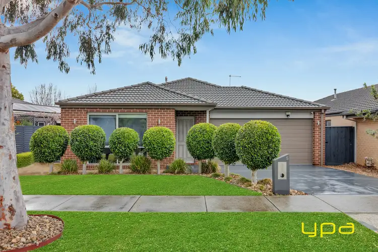 5 Hayton Park Boulevard, Cranbourne West VIC 3977
