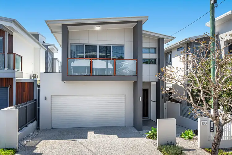108 Melville Terrace, Manly QLD 4179