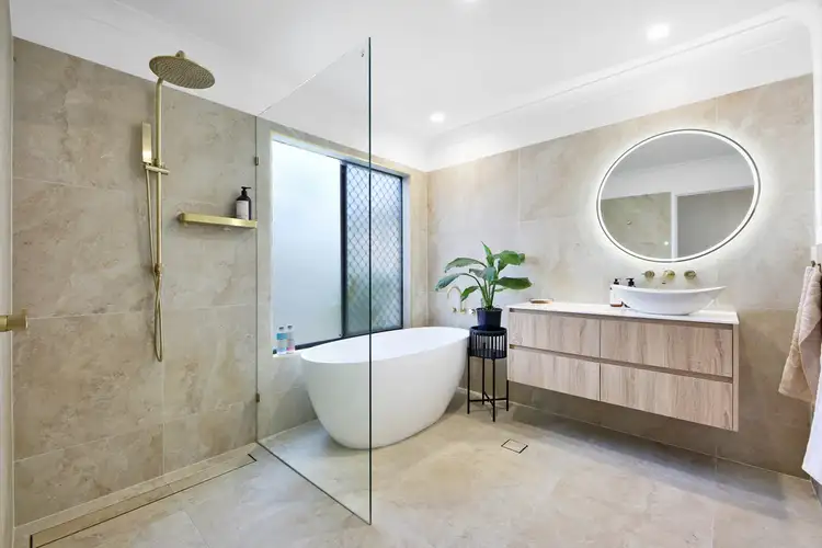 Third view of Homely house listing, 4 Northlakes Drive, Elanora QLD 4221