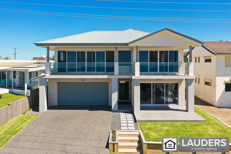 19 Marine Drive, Wallabi Point NSW 2430