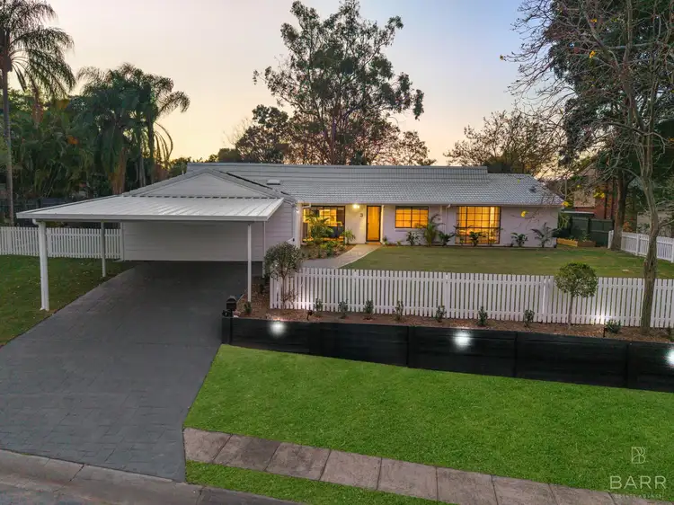 3 Parasol Street, Bellbowrie QLD 4070