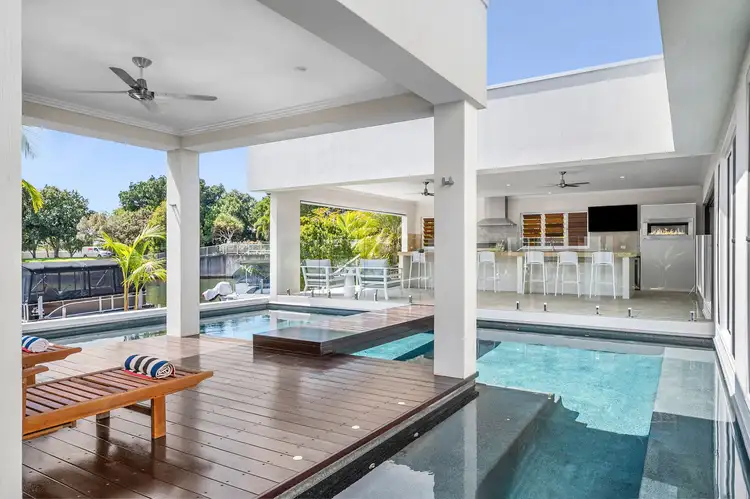 99 Shorehaven Drive, Noosaville QLD 4566