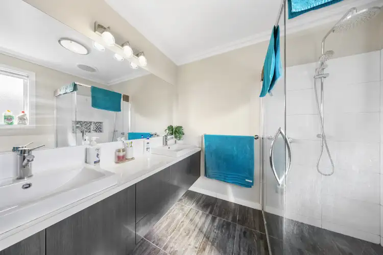 Third view of Homely house listing, 5 Liston Court, Sale VIC 3850