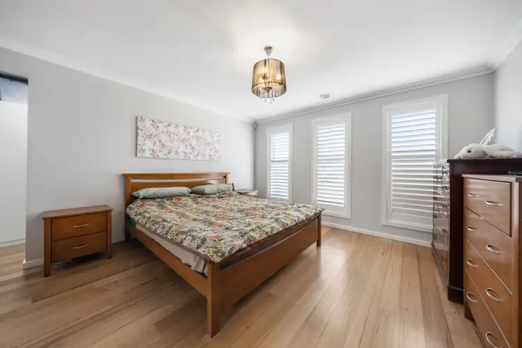 Fifth view of Homely house listing, 5 Liston Court, Sale VIC 3850