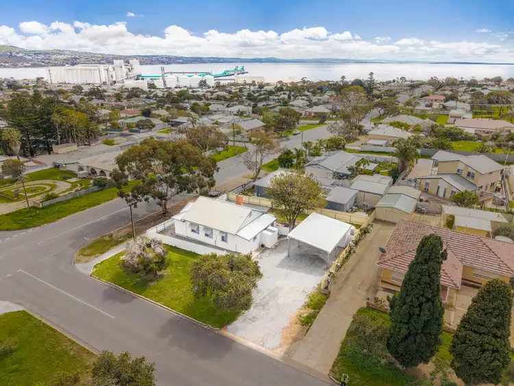 2/35 Knott Street, Port Lincoln SA 5606