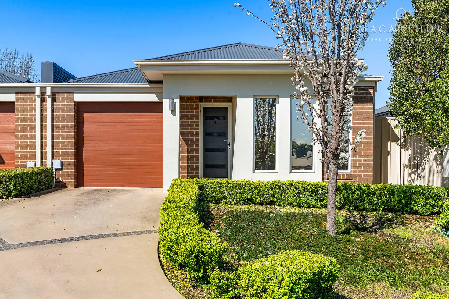 Main view of Homely villa listing, 1/5 Mulberrygong Court, Gobbagombalin NSW 2650