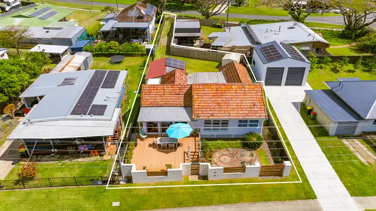 4 Esplanade South, Donnybrook QLD 4510