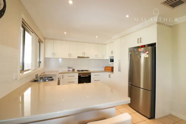 Second view of Homely house listing, 3/1 Brindabella Drive, Tatton NSW 2650