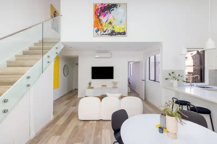 Third view of Homely apartment listing, 2/101 Cathedral Street, Woolloomooloo NSW 2011