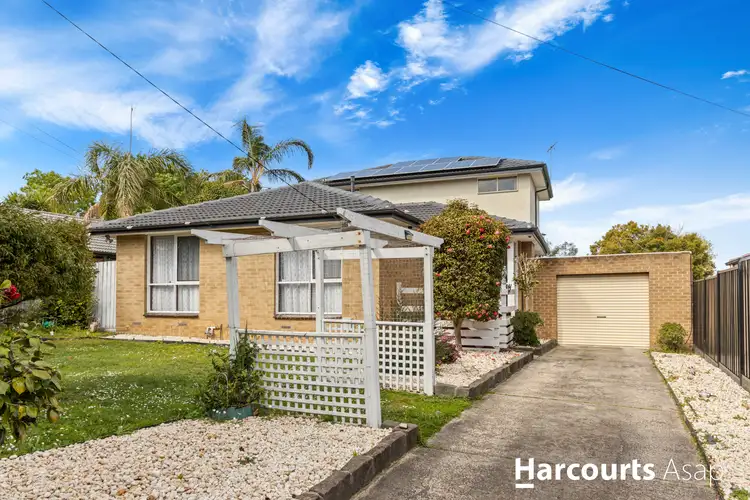 Second view of Homely house listing, 6 Walton Court, Narre Warren VIC 3805