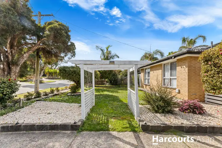 Third view of Homely house listing, 6 Walton Court, Narre Warren VIC 3805