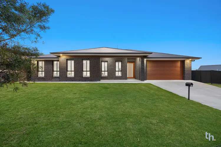 10 Gracie Avenue, Cameron Park NSW 2285
