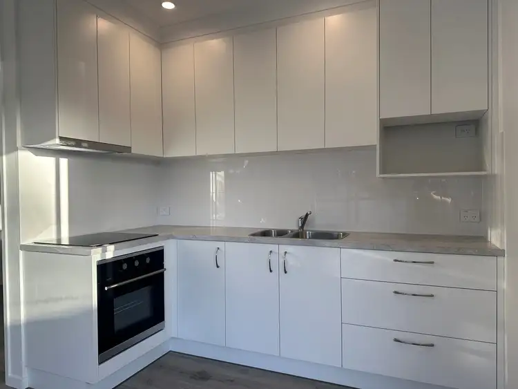 12b Dabchick Drive, Burleigh Waters QLD 4220