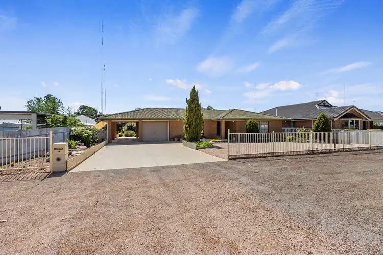 62 Bay Road, Moonta Bay SA 5558