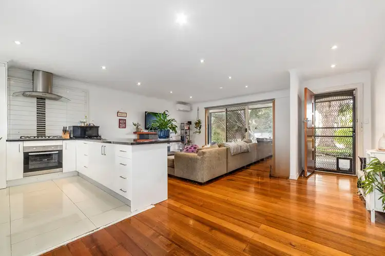 16 Portland Parade, Seaford VIC 3198