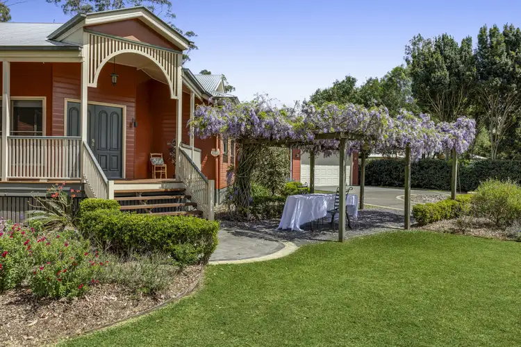 11 Diosma Drive, Highfields QLD 4352