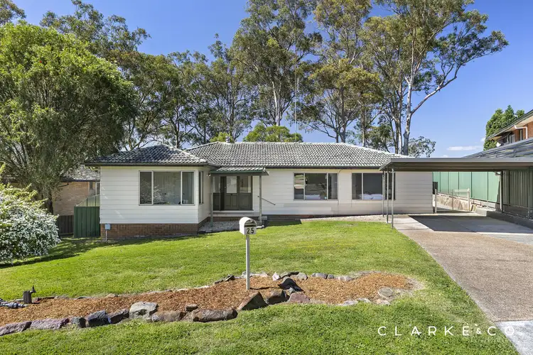 25 De Lisle Crescent, Metford NSW 2323