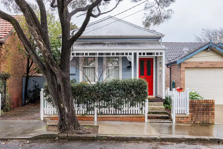 19 Yelverton Street, Sydenham NSW 2044
