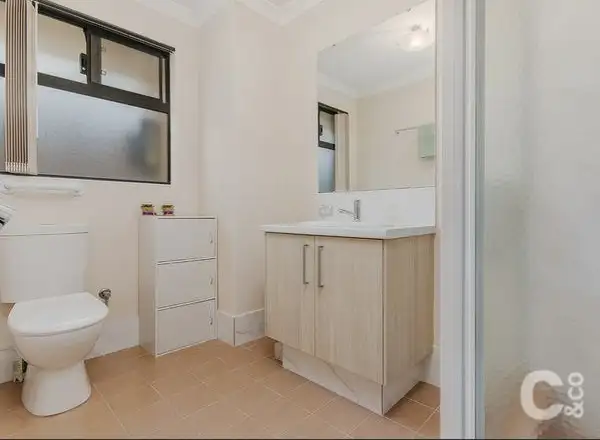 Fifth view of Homely house listing, 10 Epidote Vista, Wellard WA 6170