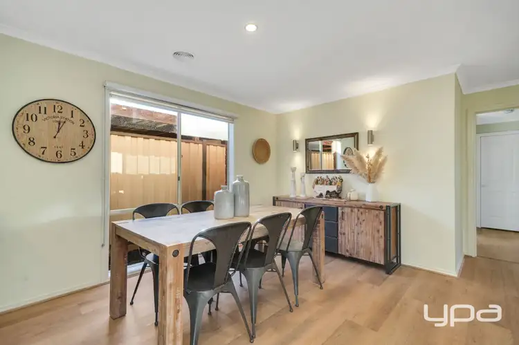 Seventh view of Homely house listing, 27 Thompson Crescent, Roxburgh Park VIC 3064